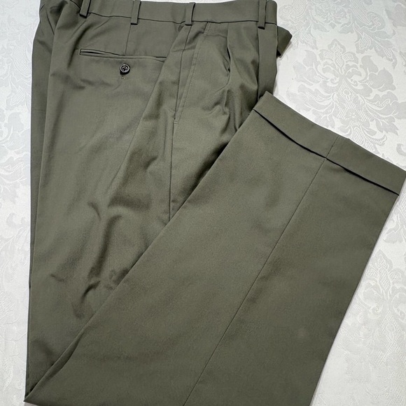 Brooks Brothers Brookscool Poplin  Men’s Soft Green  Suit Size 41 Reg Pants 35 - Picture 9 of 12
